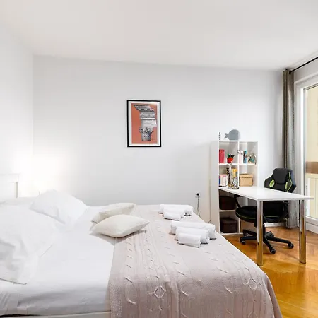아파트 Tranquil Retreat W/ Balcony Sea View & Workspace