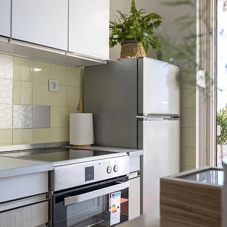 Apartament Tranquil Retreat W/ Balcony Sea View & Workspace