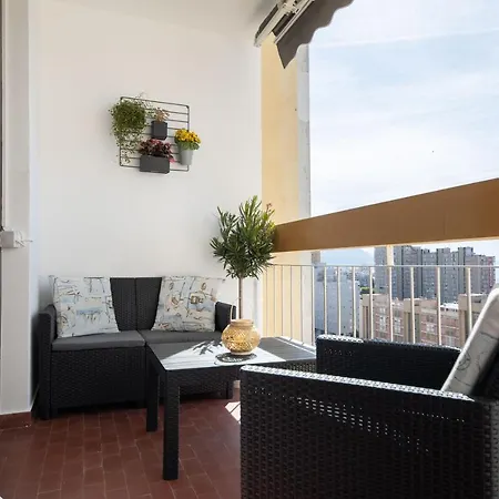 Апартаменты Tranquil Retreat W/ Balcony Sea View & Workspace *