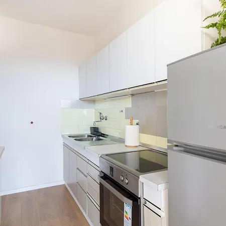 Tranquil Retreat W/ Balcony Sea View & Workspace * Split